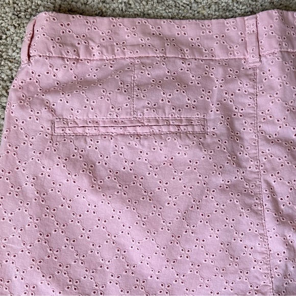 EUC Old Navy Mid-Rise Everyday Pink Eyelet Shorts - Picture 6 of 8